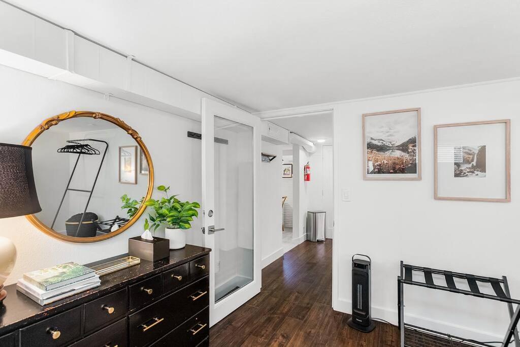 Lilac In Law, Picturesque Lower Unit Seattle Extérieur photo