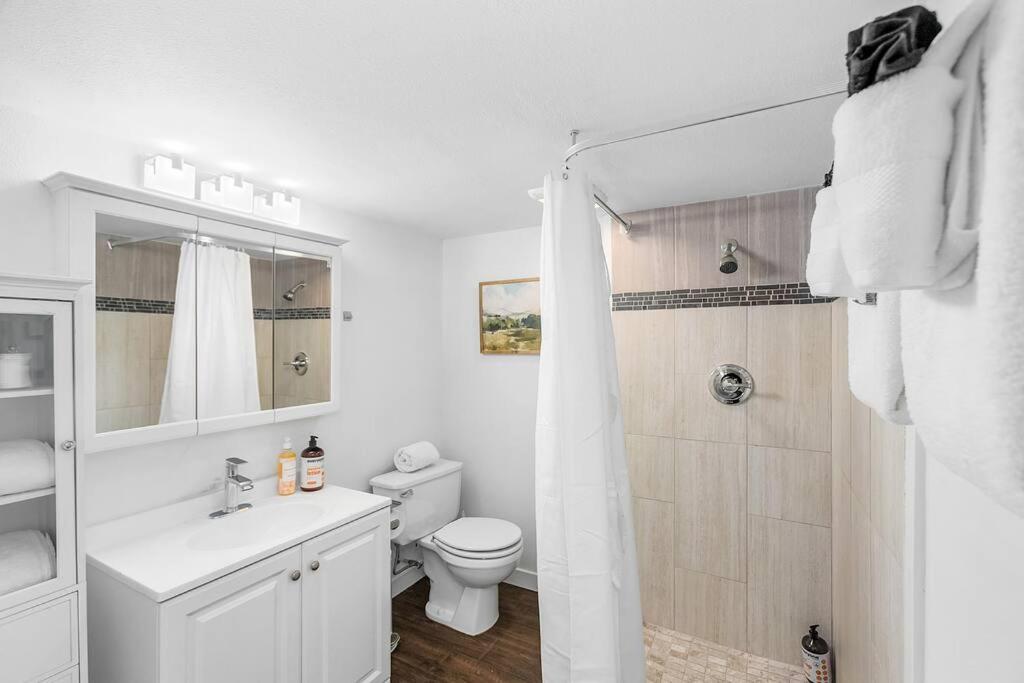 Lilac In Law, Picturesque Lower Unit Seattle Extérieur photo