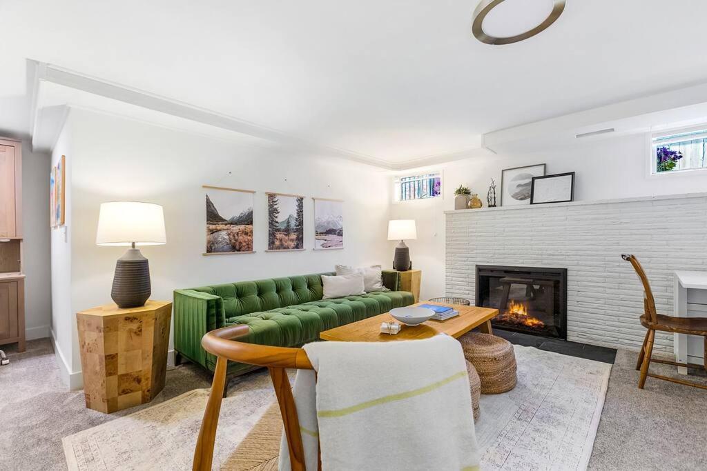 Lilac In Law, Picturesque Lower Unit Seattle Extérieur photo